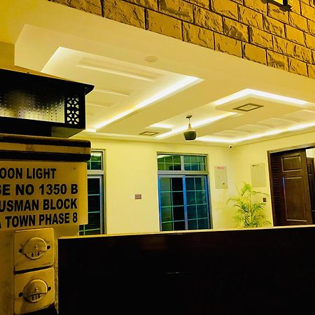 רוואלפינדי Moonlight Guest House מראה חיצוני תמונה