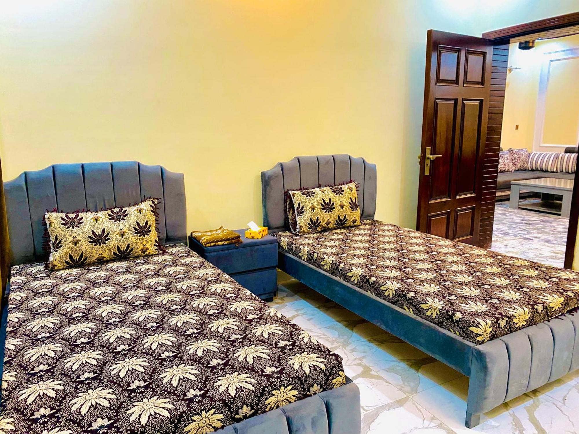 רוואלפינדי Moonlight Guest House מראה חיצוני תמונה
