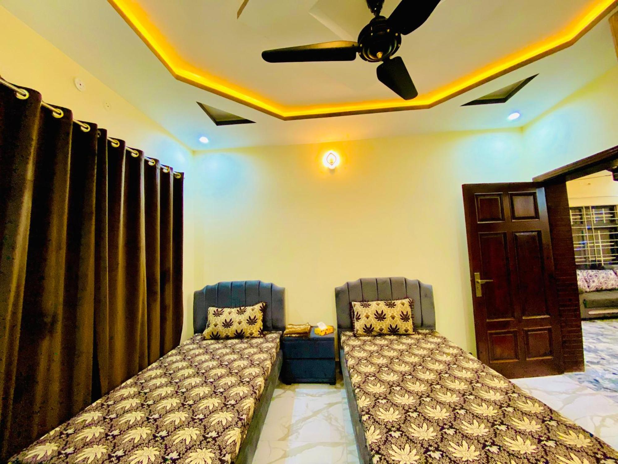 רוואלפינדי Moonlight Guest House מראה חיצוני תמונה