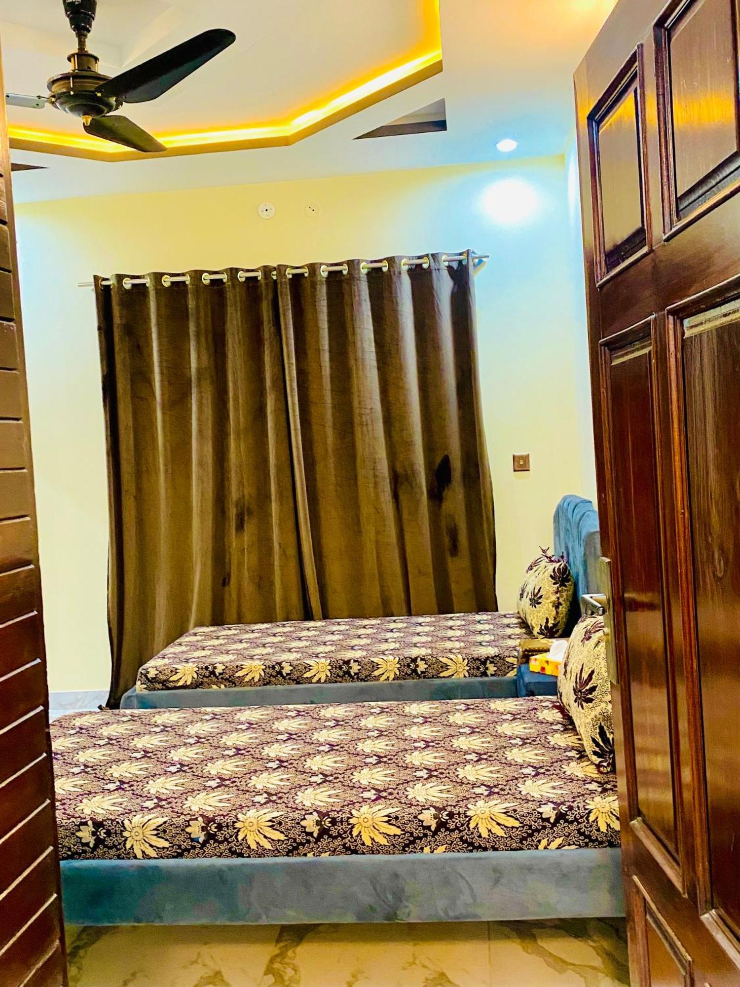 רוואלפינדי Moonlight Guest House מראה חיצוני תמונה