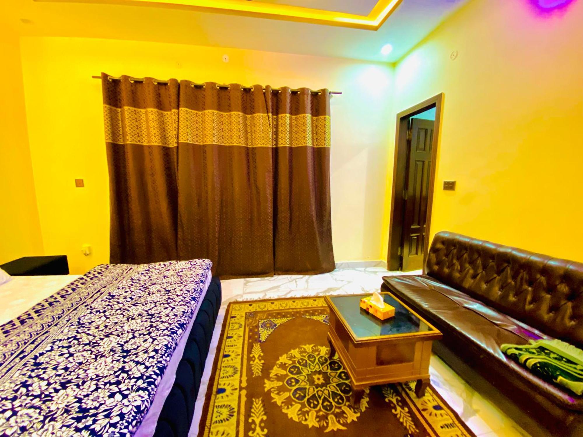 רוואלפינדי Moonlight Guest House מראה חיצוני תמונה